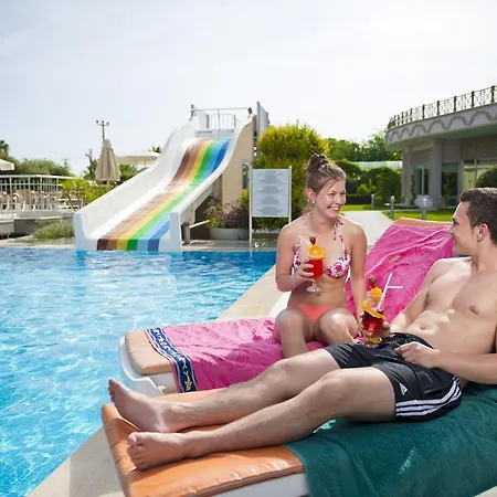 Sun Club Resort Side
