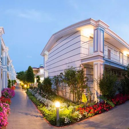 Sun Club Resort Side